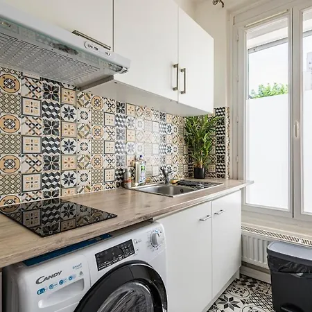 Pentagone 4 Apartmán